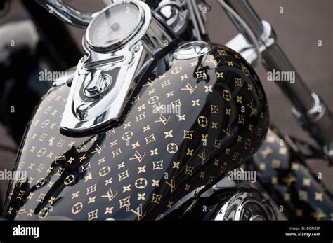 louis vuitton moto